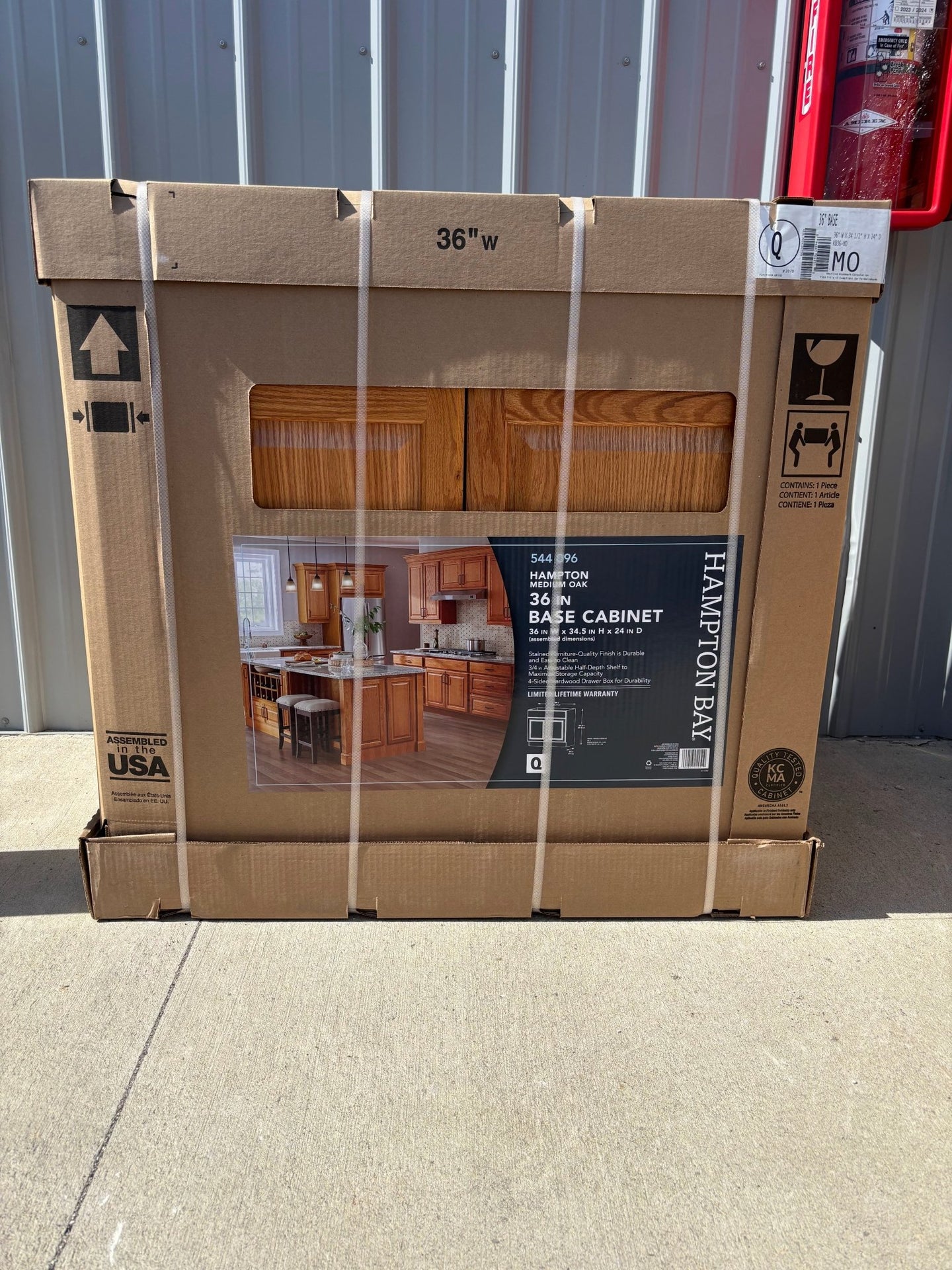 Hampton Bay 36 in. W x 24 in. D x 34.5 in. H Assembled Base Kitchen Cabinet Medium Oak KB36 - MO - resaled - Hampton Bay - 094803042510