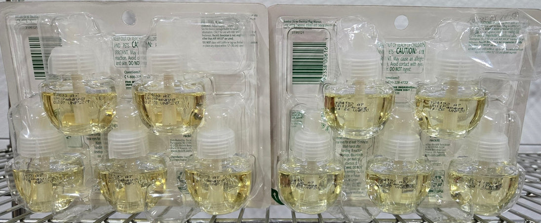 Air Wick 0.67 oz. Vanilla and Pink Papaya Automatic Air Freshener Oil Plug - In Refill 10x - resaled - Air Wick - 062338006161