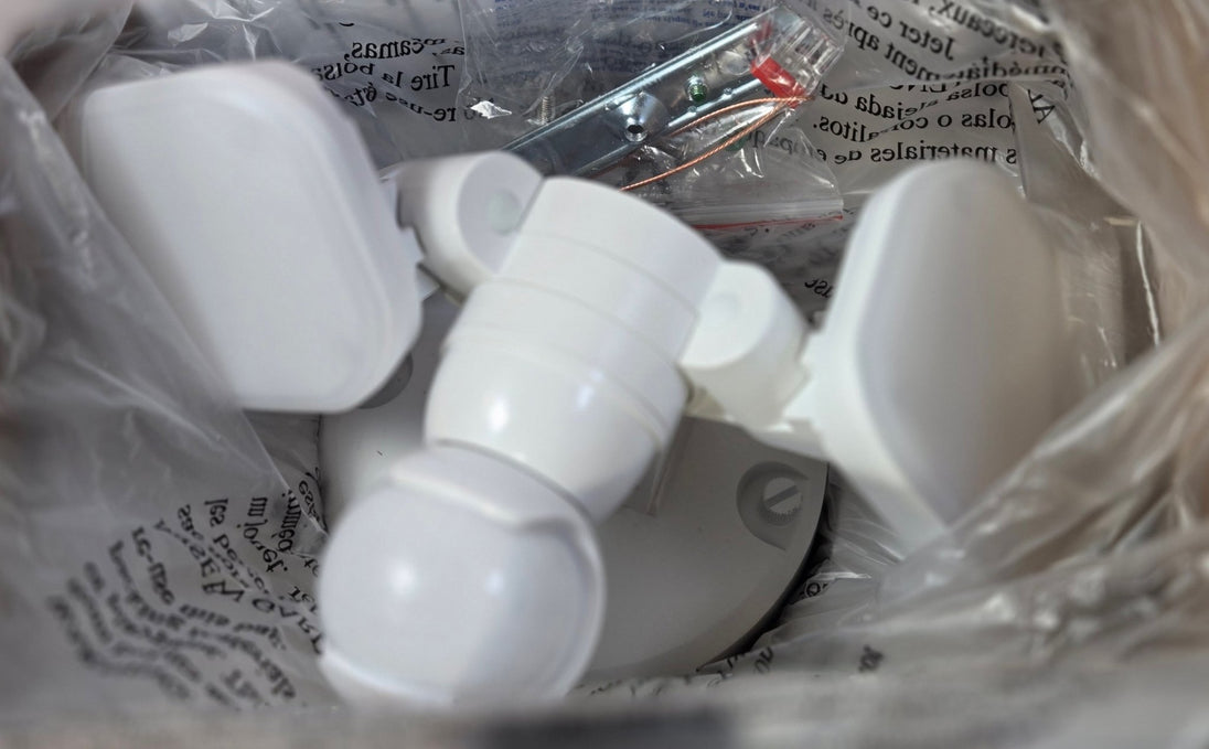 Defiant Maxdetect Wired Outdoor LED Flood Light 240° Motion Sensor 2000 - Lumens Hubspace 2 - Head - resaled - Defiant - 058219121078