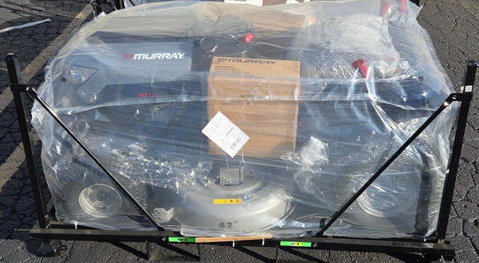 Murray MT100 Riding Lawn Tractor Mower 42 in. 13.5 HP 500cc E1350 Series Briggs and Stratton Engine 6 - Speed Manual Gas - resaled - Murray - 850006481934